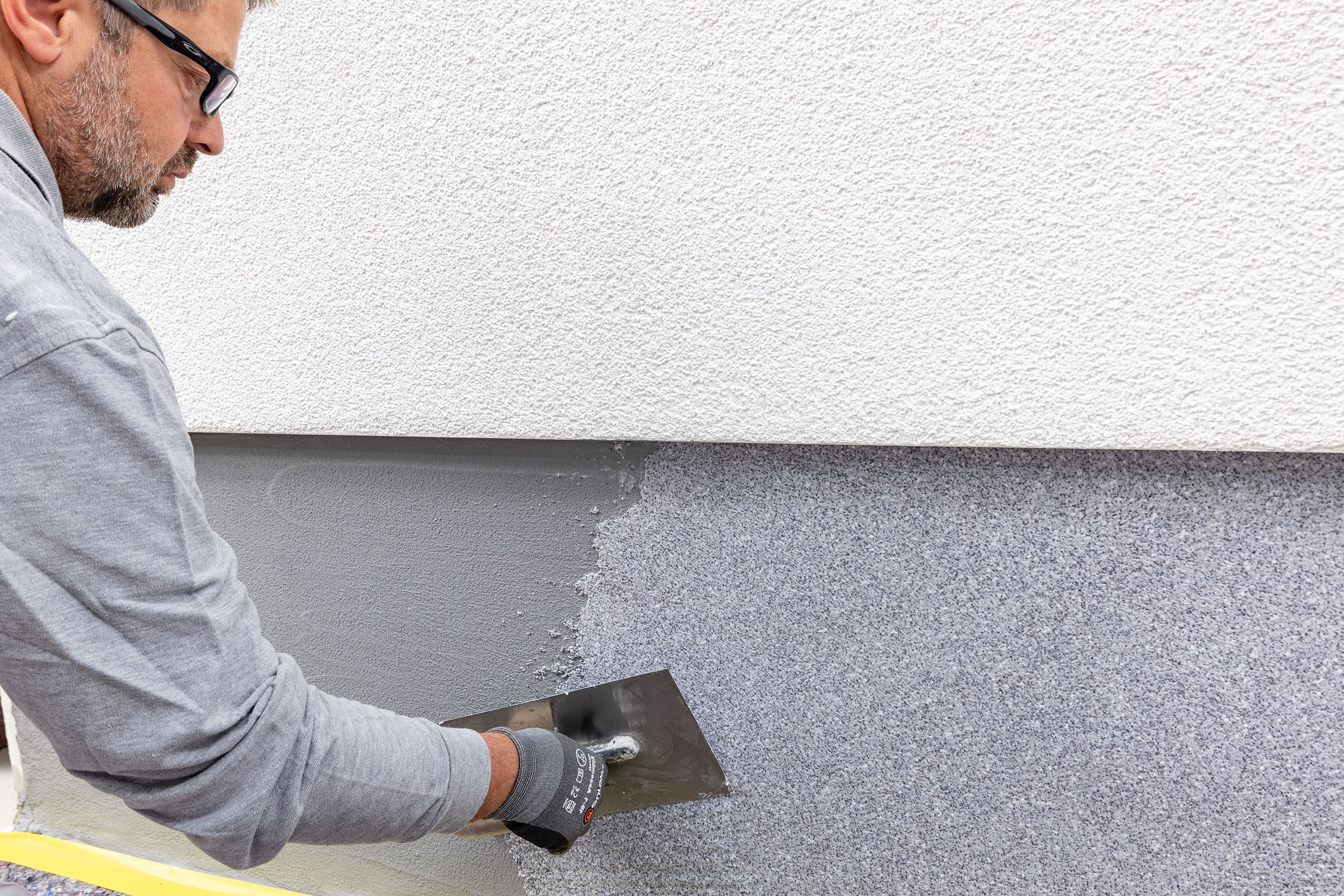 Použitie dekoratívnej omietky StoSuperlit vo vstupných priestoroch.