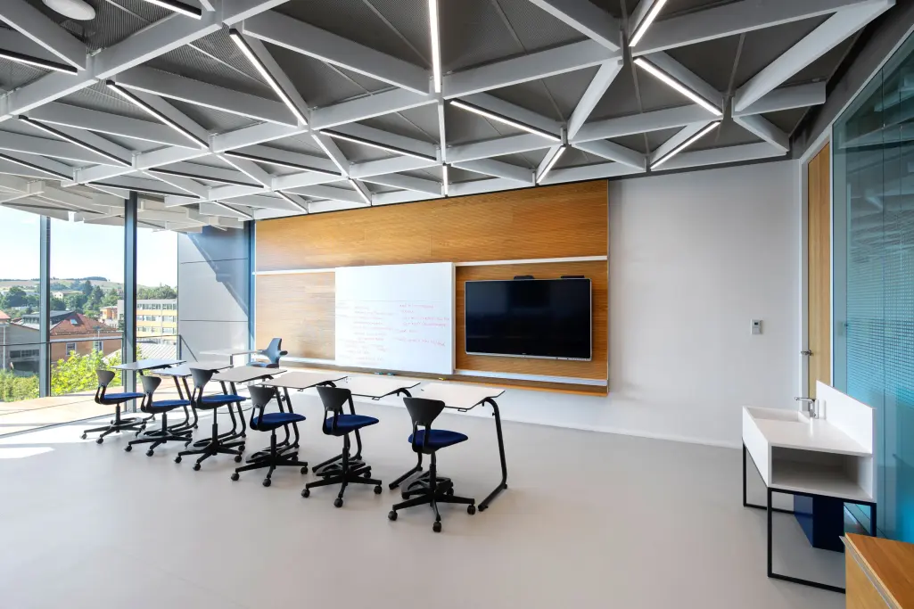 referenčné fotografie zo školy Guliver