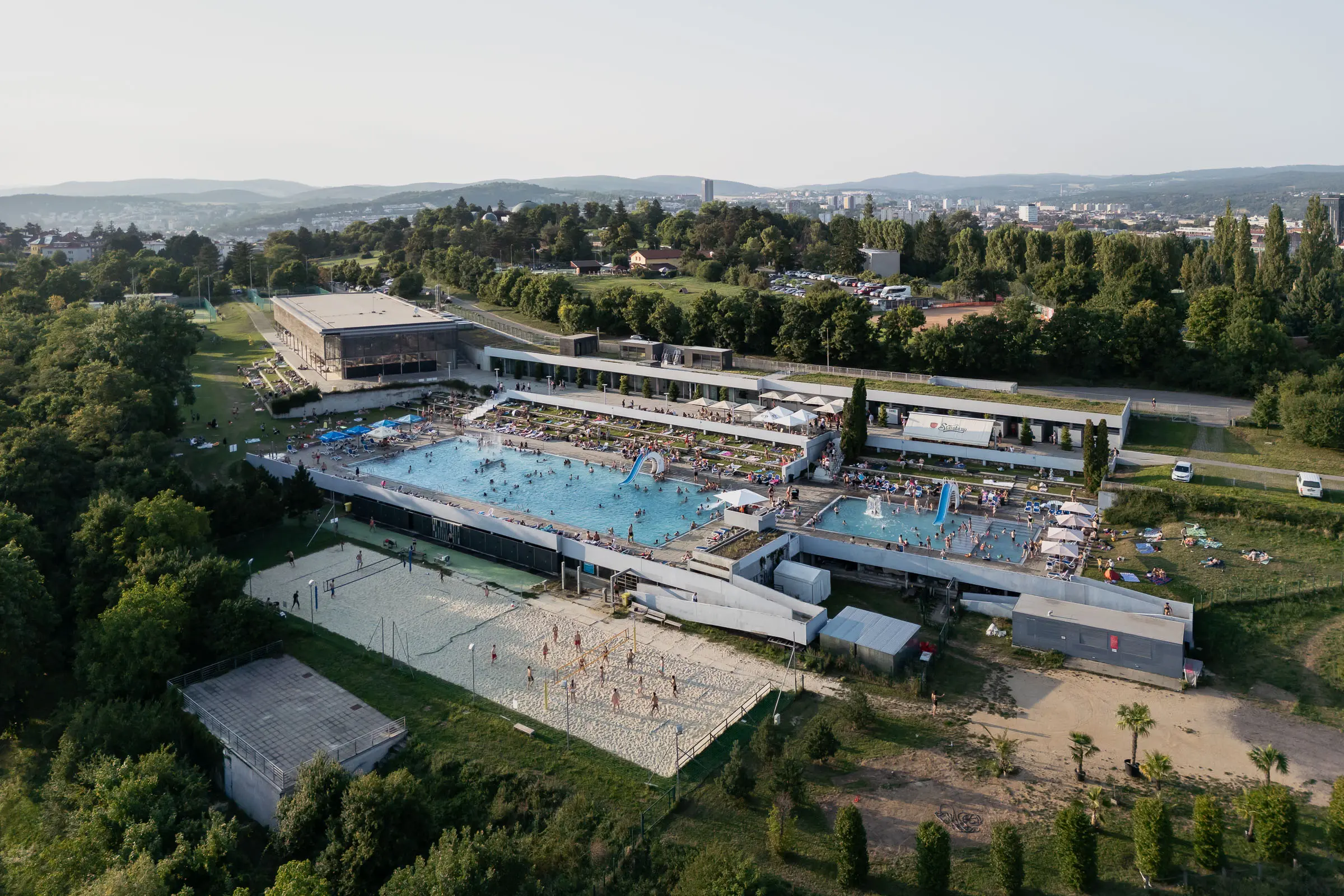 Športový a rekreačný areál Kraví hora, Brno