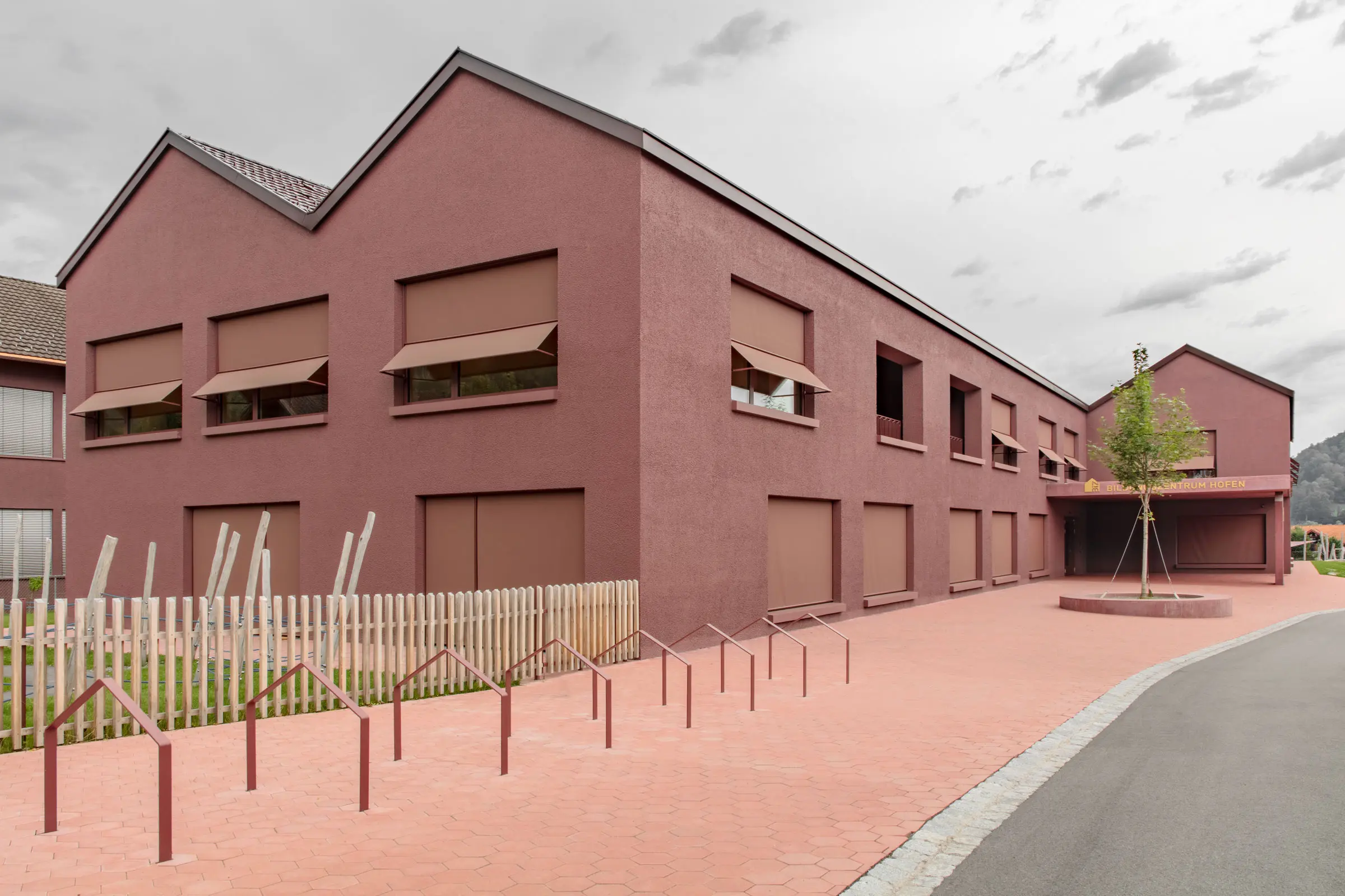 Jasle, škôlka a škola v obci Frastanz, Rakúsko