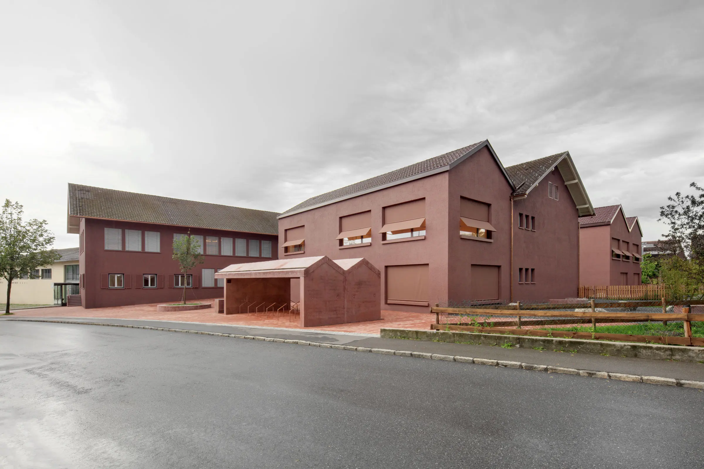 Jasle, škôlka a škola v obci Frastanz, Rakúsko