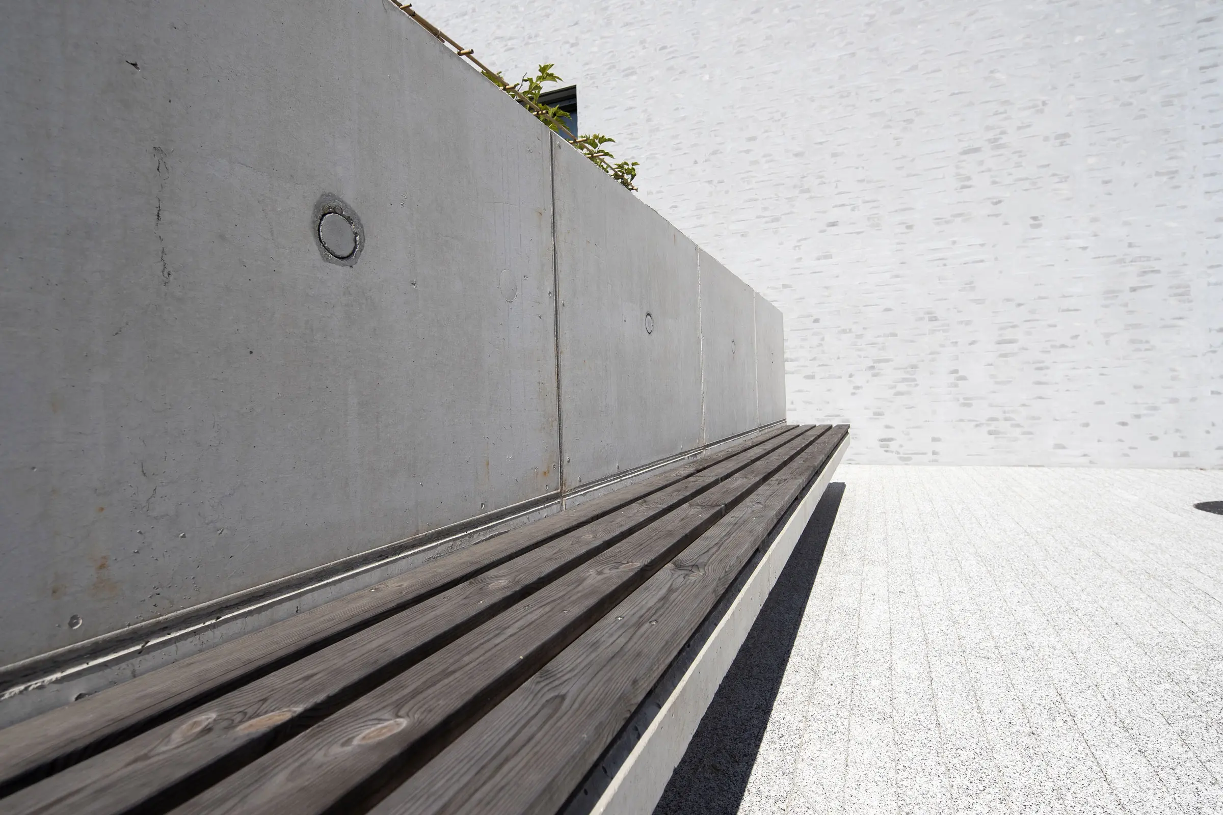 Rodinný dom Tunega, Bratislava, SK