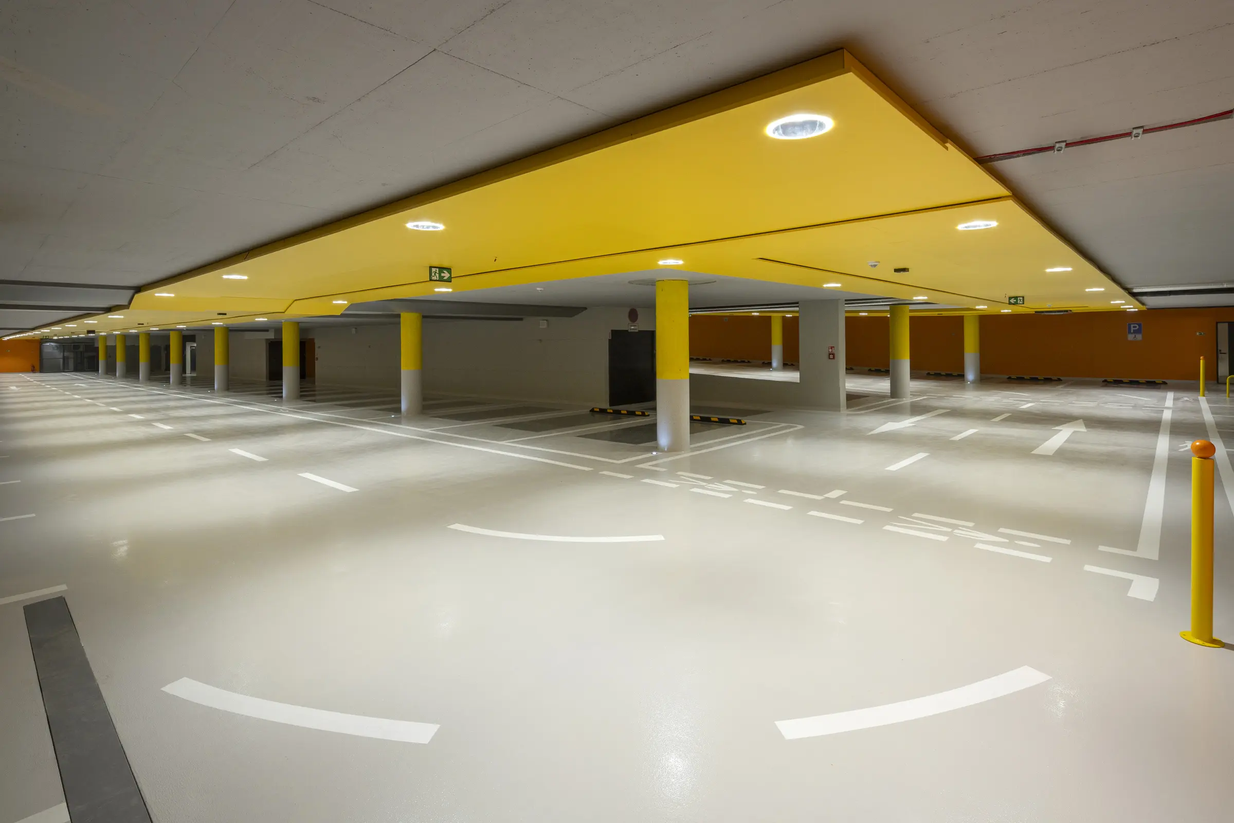 Podlaha a garáže v VILLA SANDY, City Park Resort