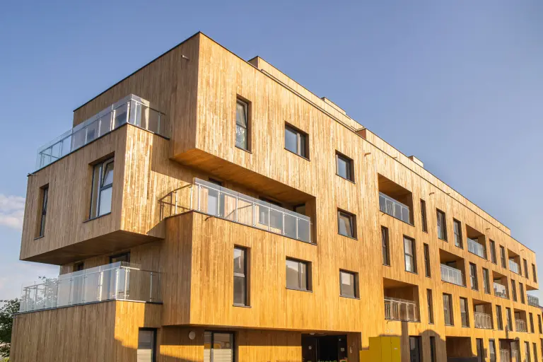Bytový dom Wooden House, Rešov, Poľsko