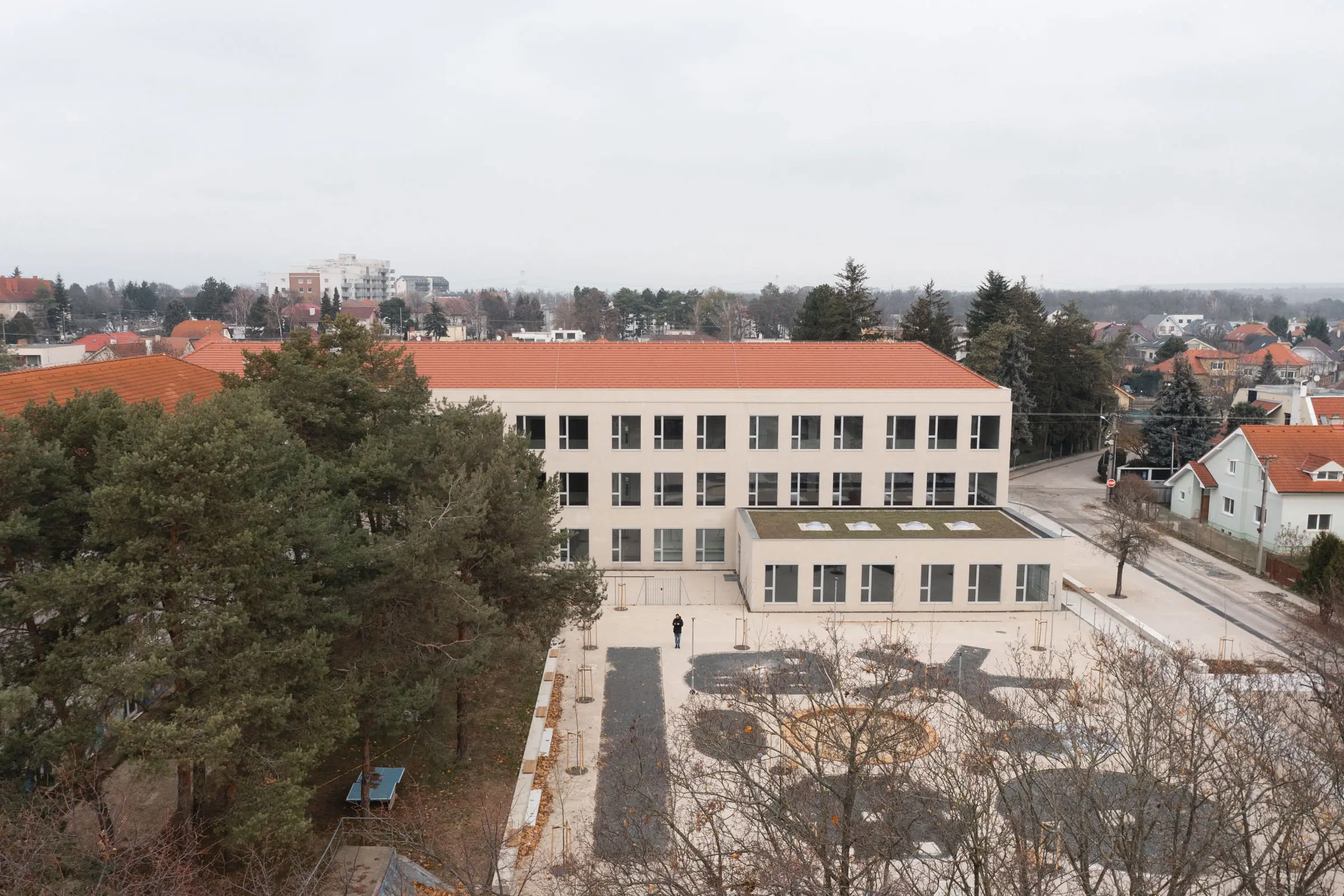 Budova základnej školy v Bernolákove